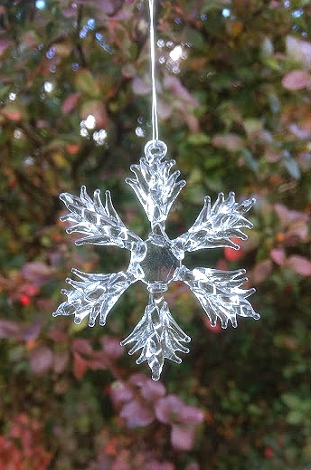 Glass Snowflake Christmas Decoration - Christmas decorations ...